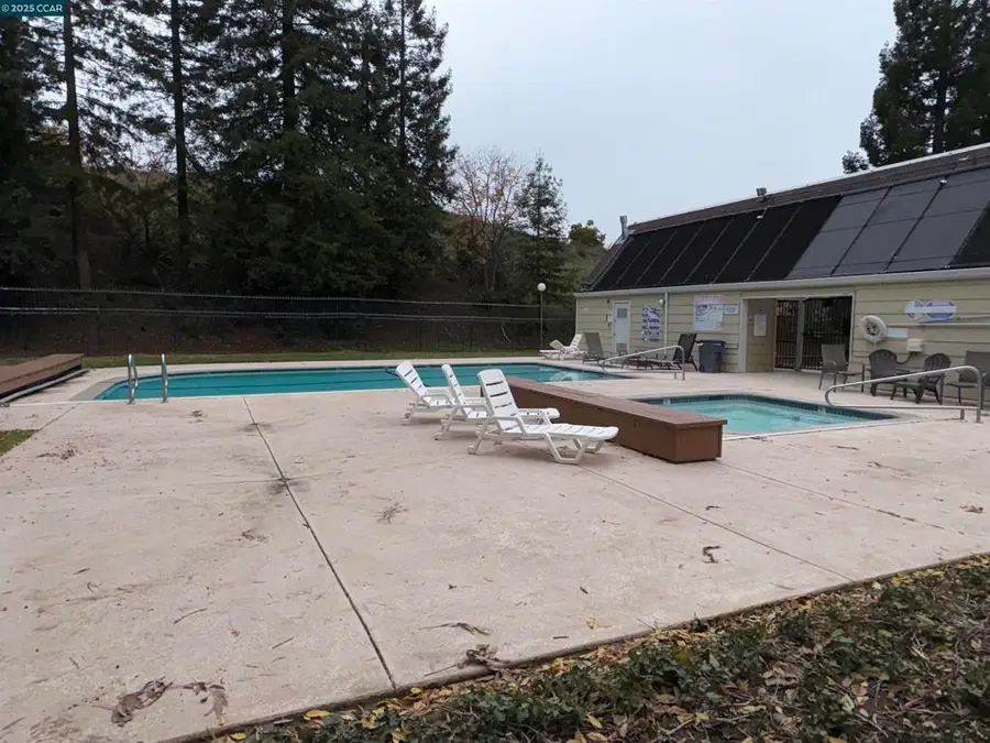 398 Mill Rd, Martinez, CA 94553 - Image #3