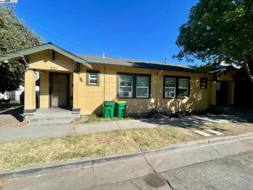 231 E 5th St, Stockton, CA 95206 - #1