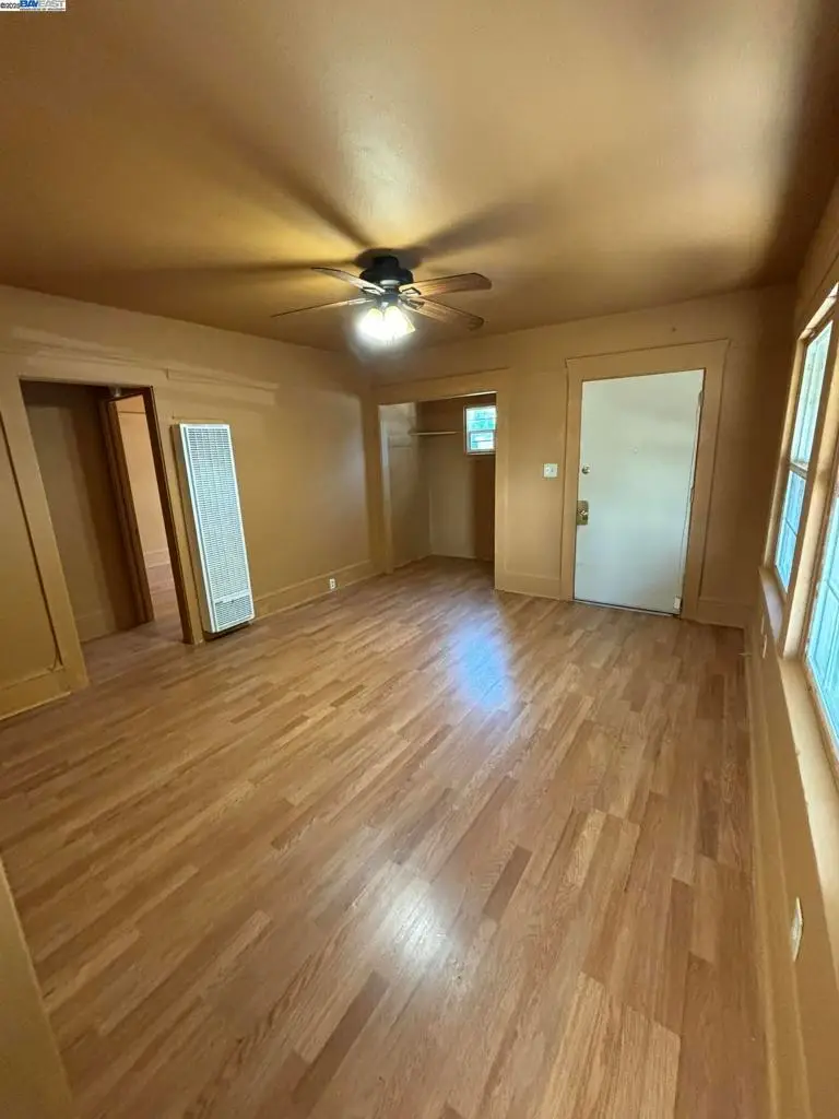 231 E 5th St, Stockton, CA 95206 - #3