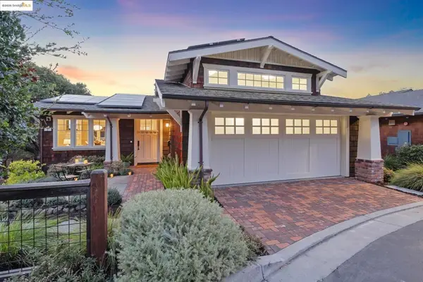 2 Emery Lane, Oakland, CA 94618