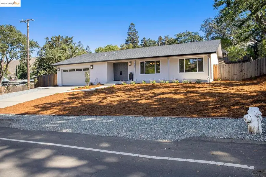 980 Oak St, Clayton, CA 94517 - Image #2