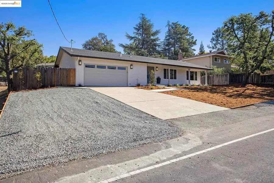 980 Oak St, Clayton, CA 94517 - Image #3