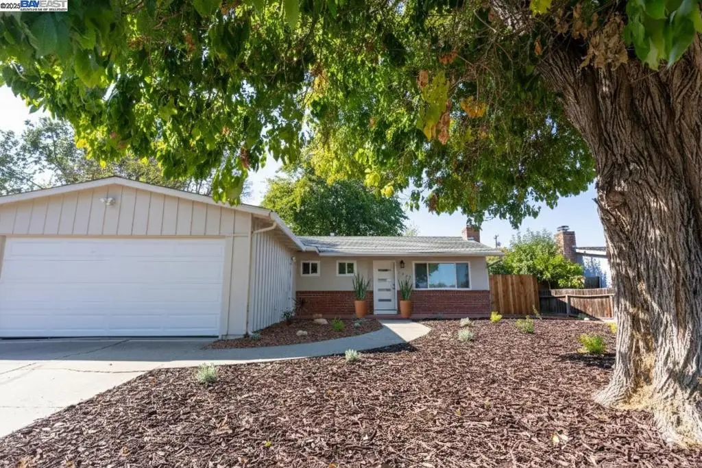 1351 Cypress Dr, Concord, CA 94520 - #1