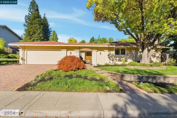 3954 Campolindo Dr, Moraga, CA 94556