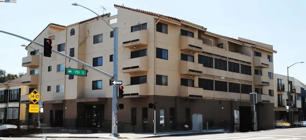 165 7th St #204, Oakland, CA 94607 - Image #1