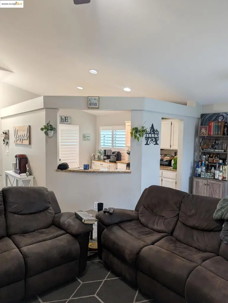 656 Miller Dr, Oakley, CA 94561 - Image #3