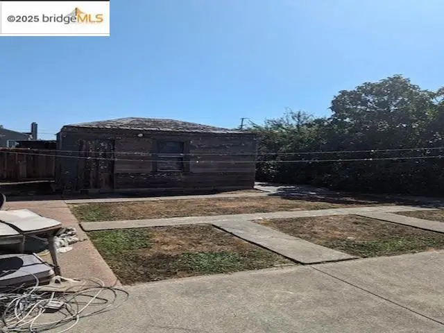 138 S 17th St, Richmond, CA 94804 - Image #2