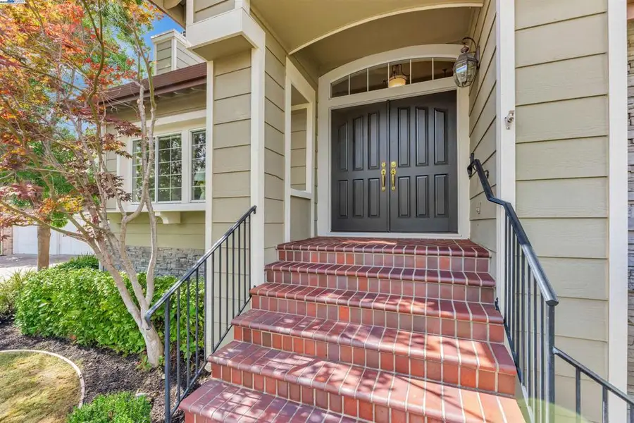 1169 Sunrise Ridge Dr, Lafayette, CA 94549 - Image #3