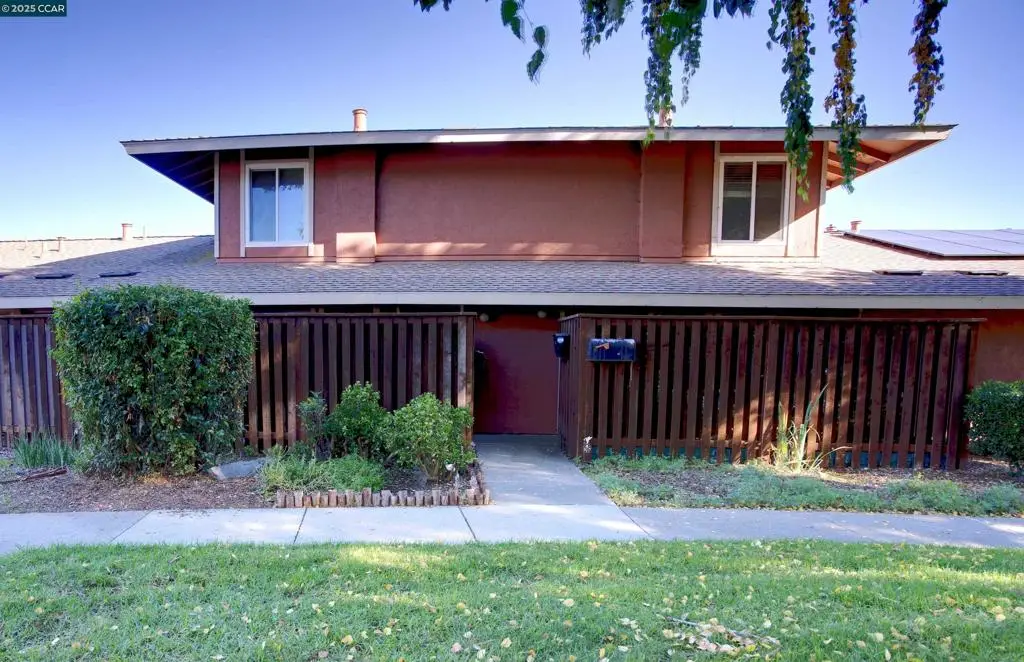 2027 Olivera Rd #C, Concord, CA 94520 - Image #1