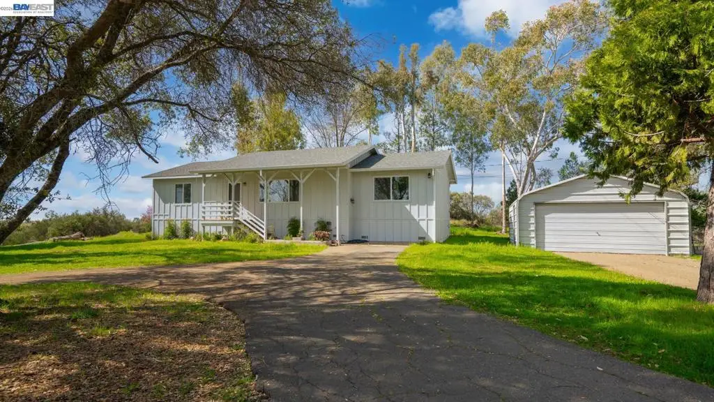 3710 Lakeview Dr, Shingle Springs, CA 95682 - #1