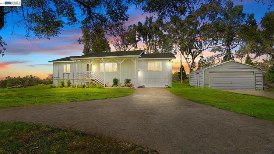 3710 Lakeview Dr, Shingle Springs, CA 95682 - #2