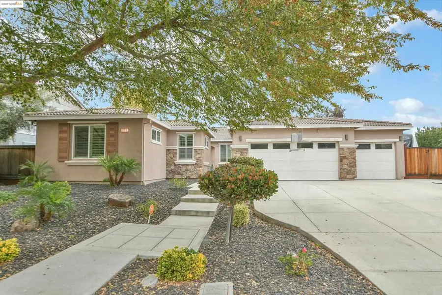 833 Marjoram Dr, Brentwood, CA 94513 - Image #2