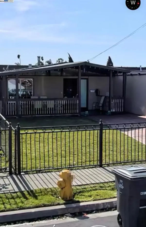 27911 Mandarin Ave, Hayward, CA 94544