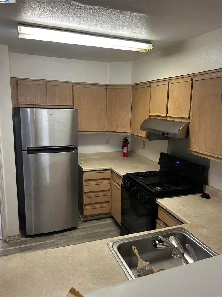 1830 Vicksburg Ave, Oakland, CA 94601 - Image #1