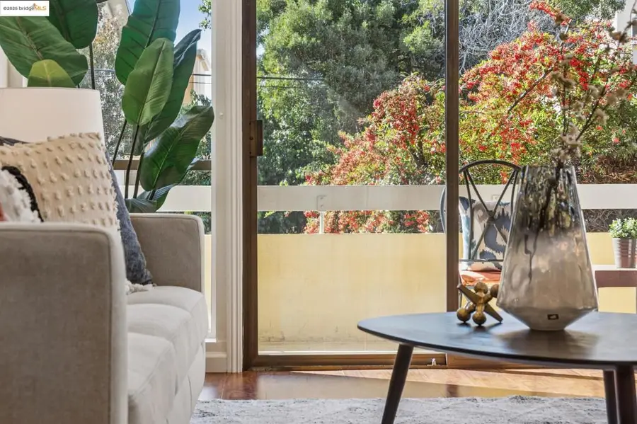 651 Oakland Ave #1E, Oakland, CA 94611 - Image #3