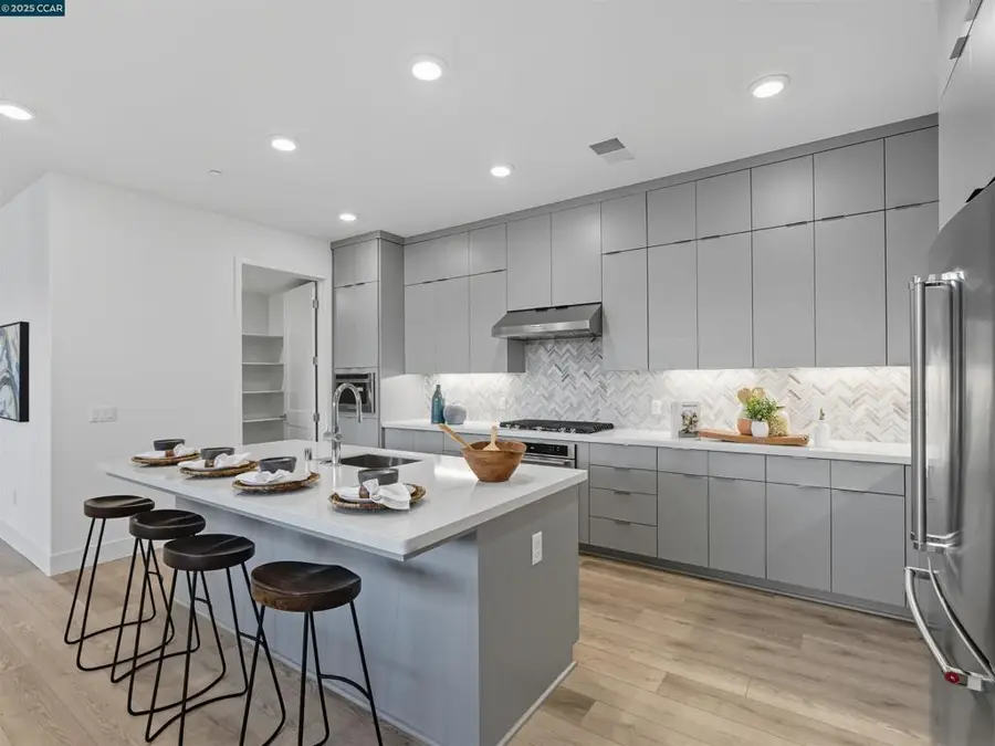 44862 S Grimmer Blvd #301, Fremont, CA 94538 - Image #2