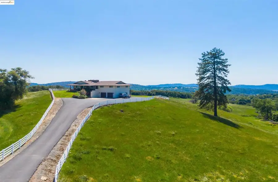9325 Fraguero, Sonora, CA 95370 - #3