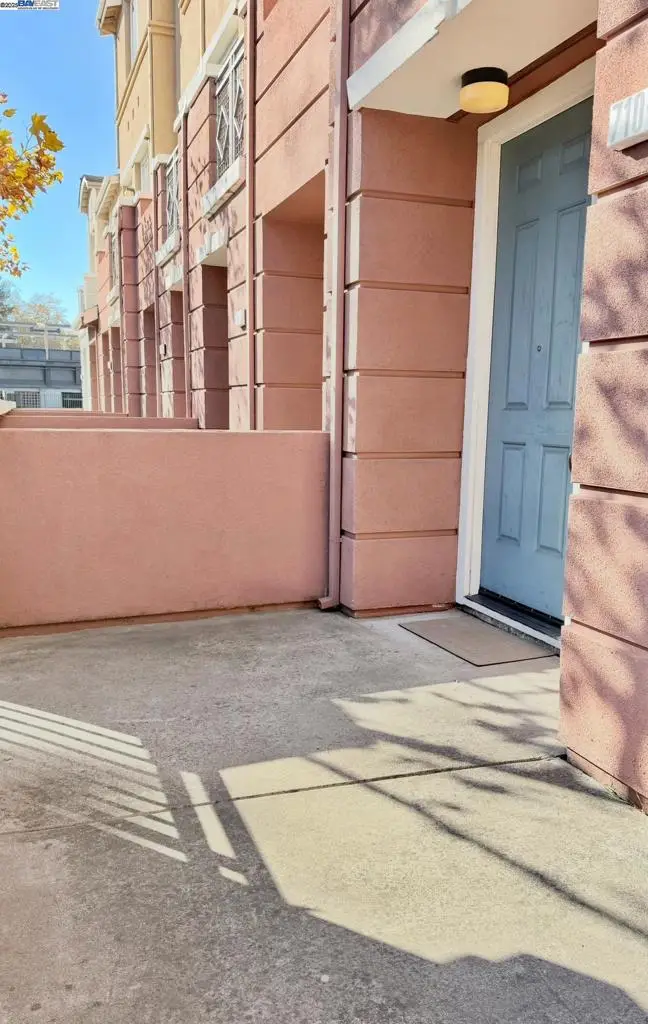 710 City Walk Pl #4, Hayward, CA 94541 - Image #3