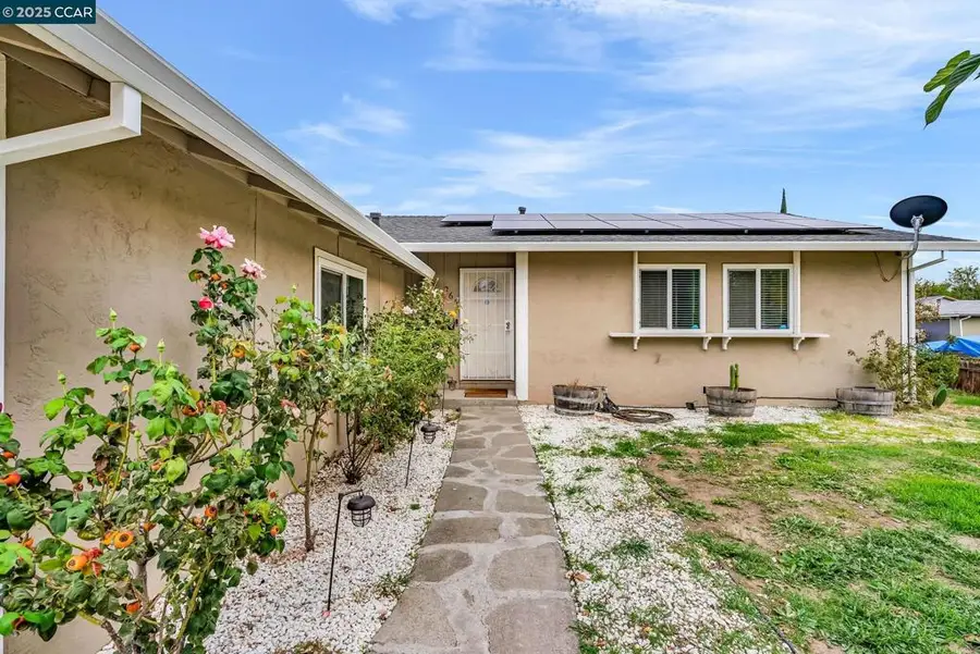 265 Tahoe Dr, Rio Vista, CA 94571 - Image #2