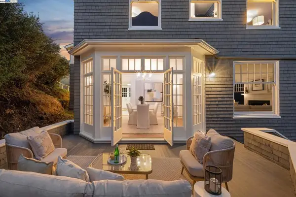 5811 Romany, Oakland, CA 94618