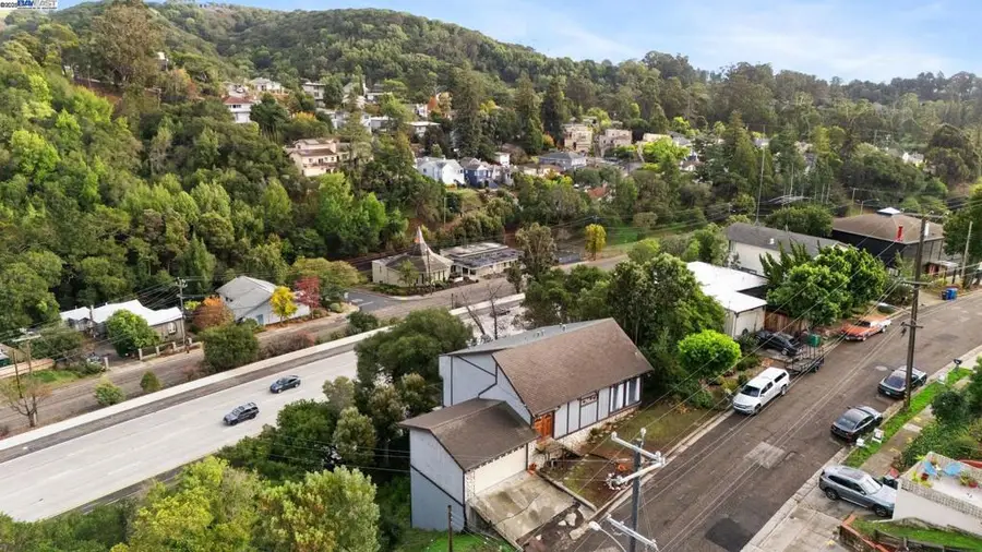 3660 Oak Knoll Blvd, Oakland, CA 94605 - #2
