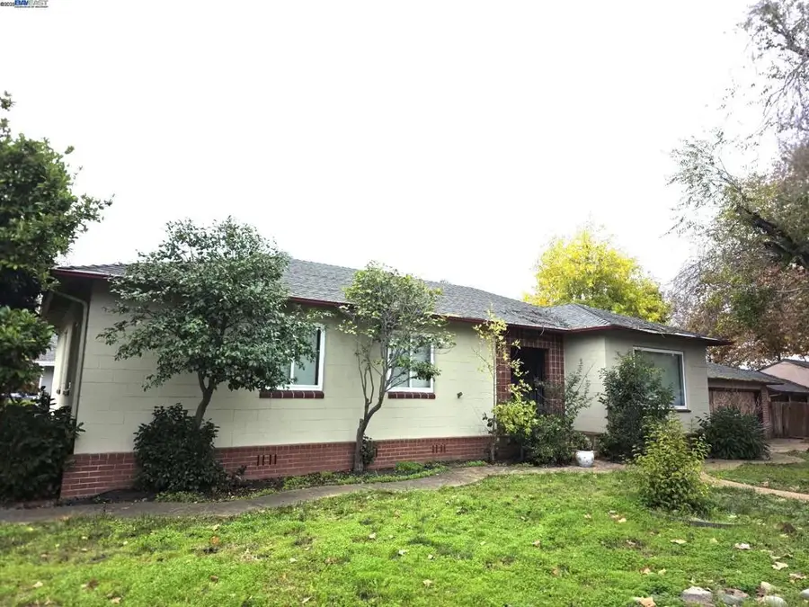 2305 Tennessee St, Vallejo, CA 94591 - Image #2