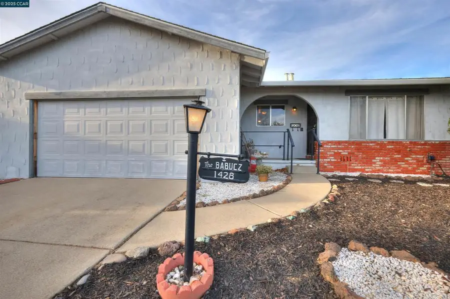 1428 Saint Frances Dr, Antioch, CA 94509 - Image #2