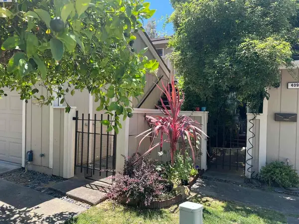 405 Thistle Cir, Martinez, CA 94553