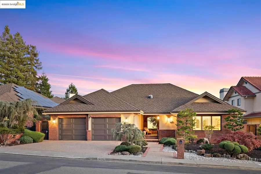 18020 Center St, Castro Valley, CA 94546 - Image #2