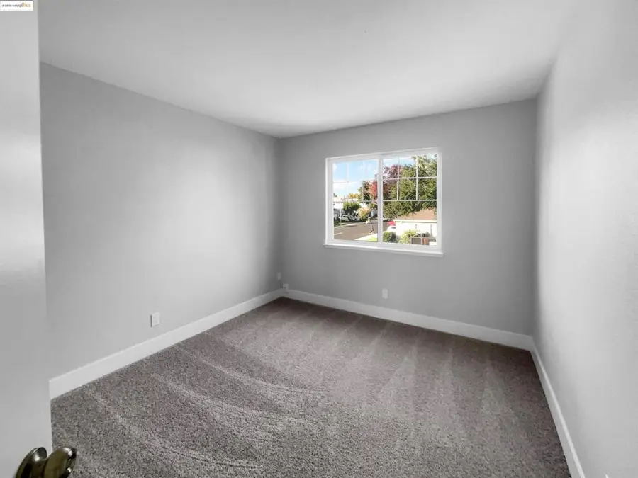 1176 Shadowcliff Ct, Brentwood, CA 94513 - Image #3