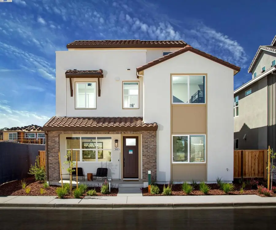 352 Waypoint Drive, Napa, CA 94558 - #2