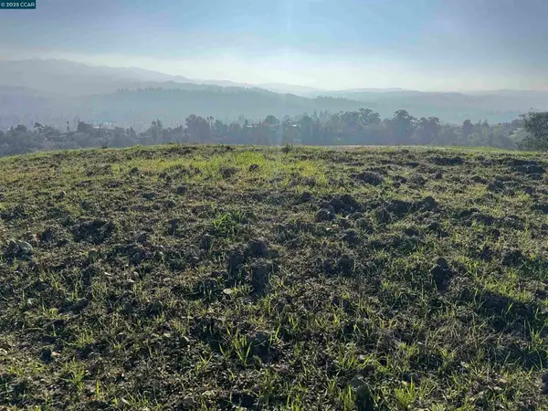 43 Cuesta Way, Walnut Creek, CA 94597