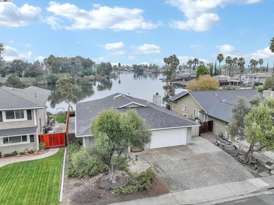 1402 Willow Lake, Discovery Bay, CA 94505 - Image #2