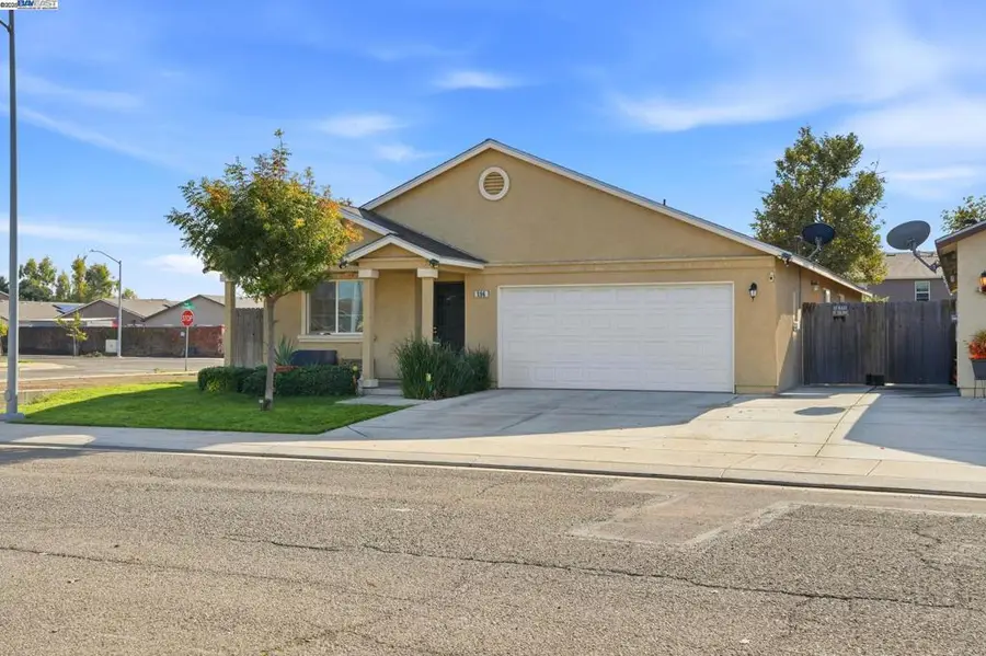 296 Dena Ct, Merced, CA 95341 - Image #2