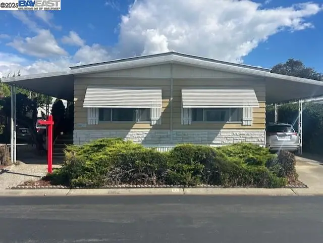 27920 Pueblo Serena, Hayward, CA 94545 - Image #1