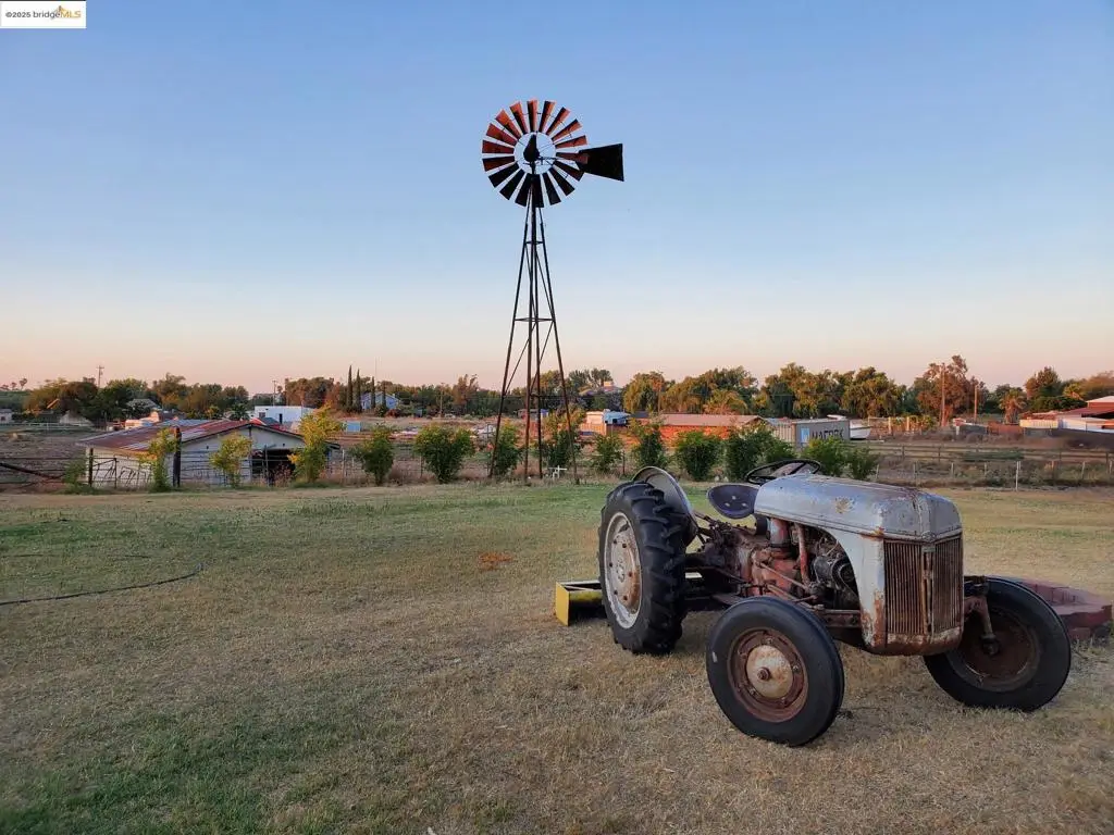 5372 Tule Tree Ln, Oakley, CA 94561 - Image #1