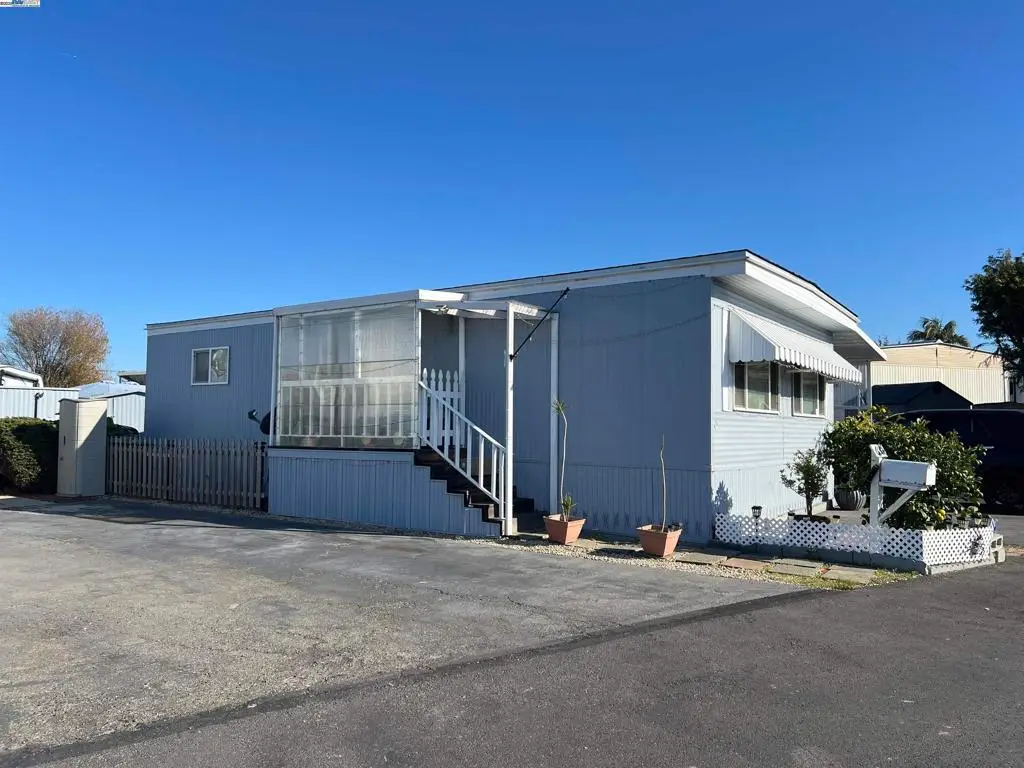 2100 Lewelling Blvd, San Leandro, CA 94579 - Image #1