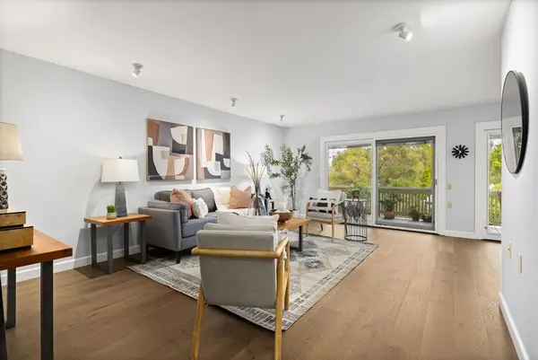 1388 Rockledge Ln #4, Walnut Creek, CA 94595