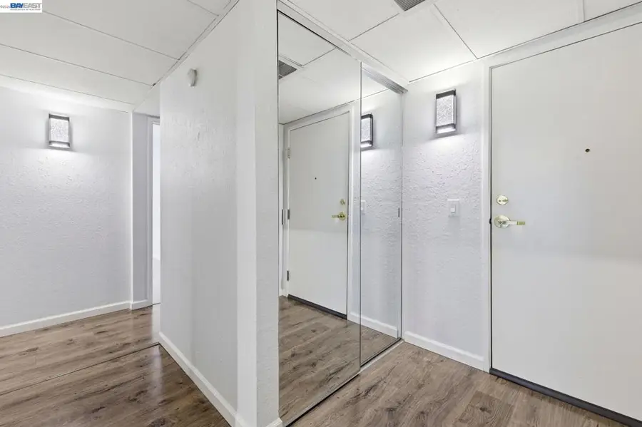 300 N Civic Drive #402, Walnut Creek, CA 94596 - #3