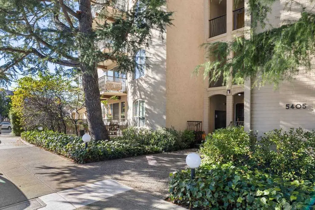 5405 Carlton St #303, Oakland, CA 94618 - Image #1