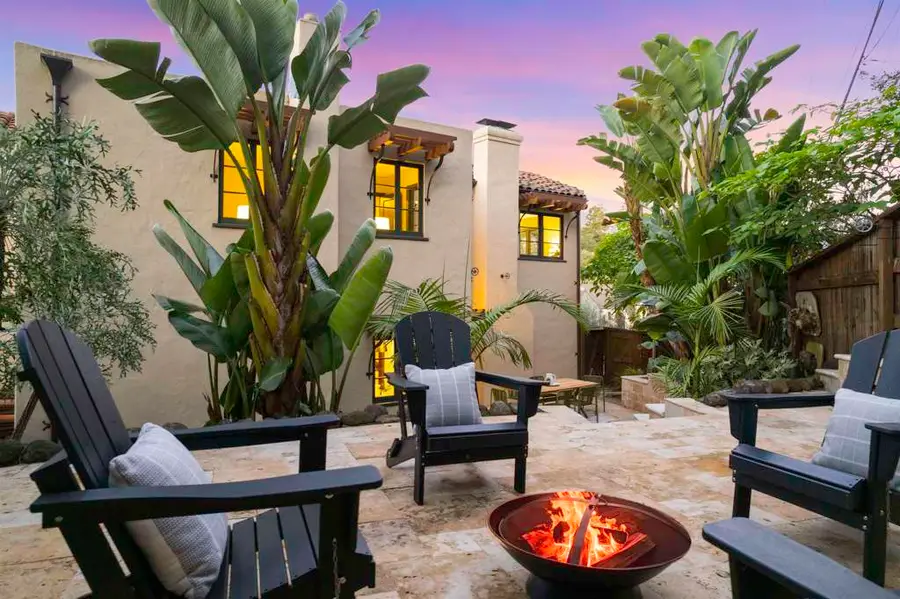 1077 1077 Trestle Glen Rd, Oakland, CA 94610 - Image #2