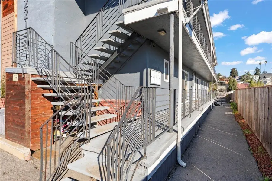 2216 23rd St, Oakland, CA 94606 - #2