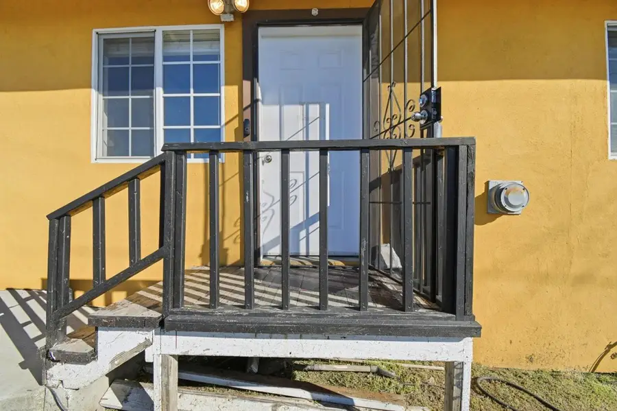 2122 E 25th St, Oakland, CA 94606 - Image #3