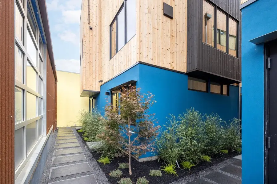 817 Jones, Berkeley, CA 94710 - #3