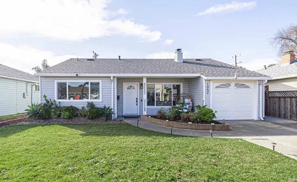 1952 Shoreview Ave, San Mateo, CA 94401 - Image #1