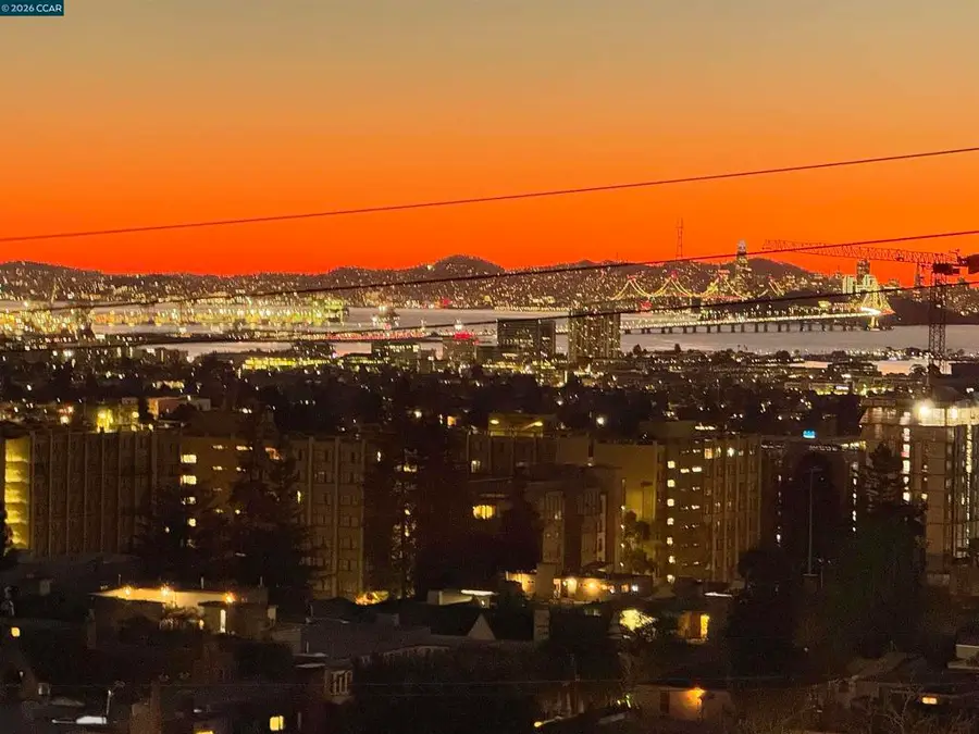 2 2 Panoramic Way #304, Berkeley, CA 94704 - Image #2