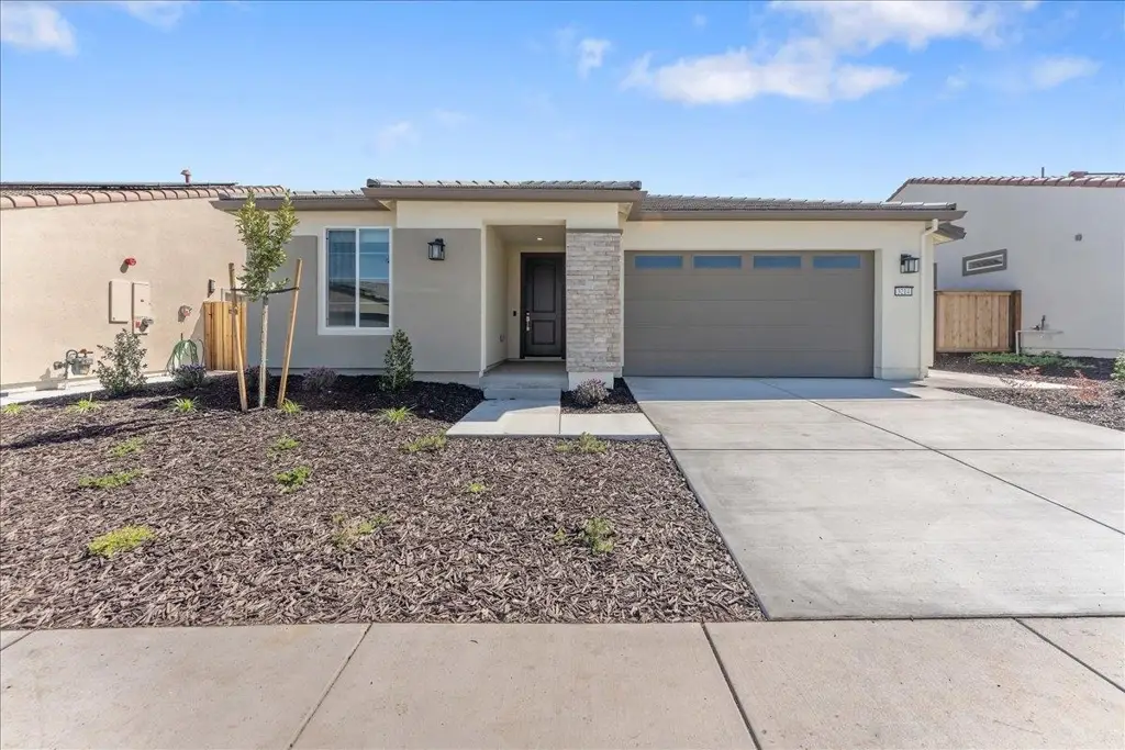 3214 Woody Way, Hollister, CA 95023 - #1