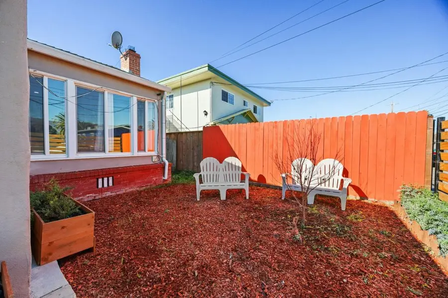 7447 Lockwood St, Oakland, CA 94621 - #3