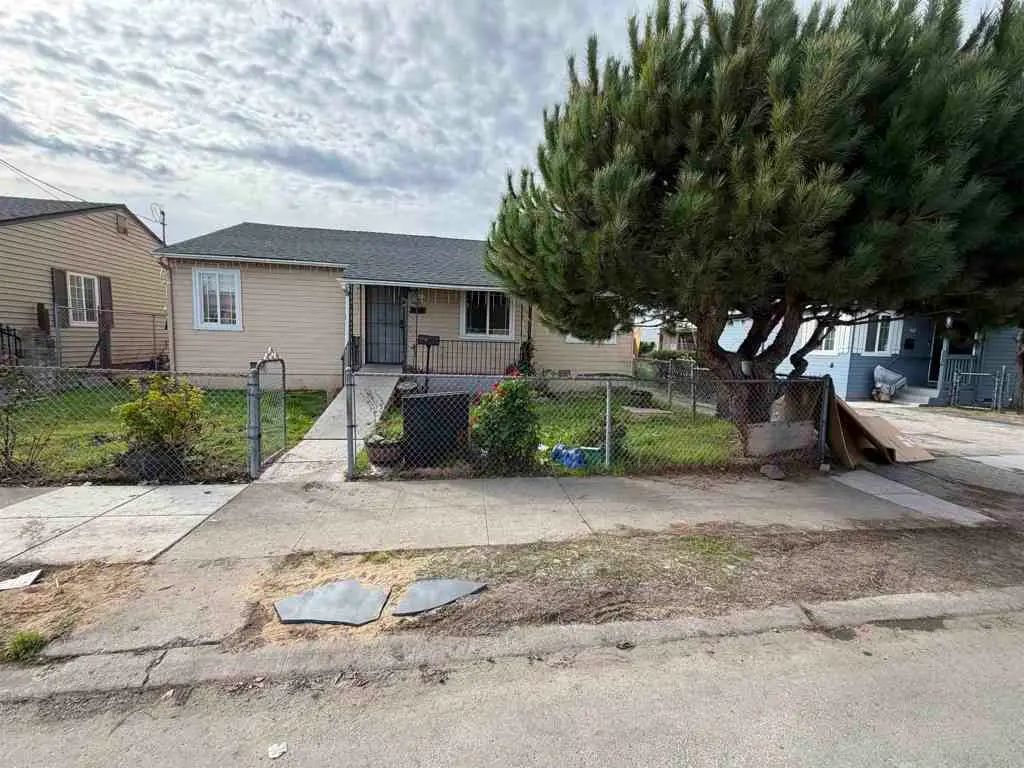 9623 Empire Rd., Oakland, CA 49603 - Image #1