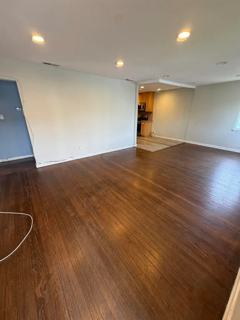 9623 Empire Rd., Oakland, CA 49603 - Image #3